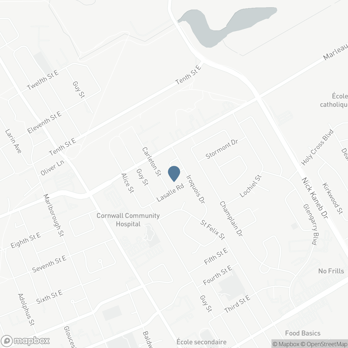 821 HALDIMAND CRESCENT, Cornwall, Ontario K6H 5C9